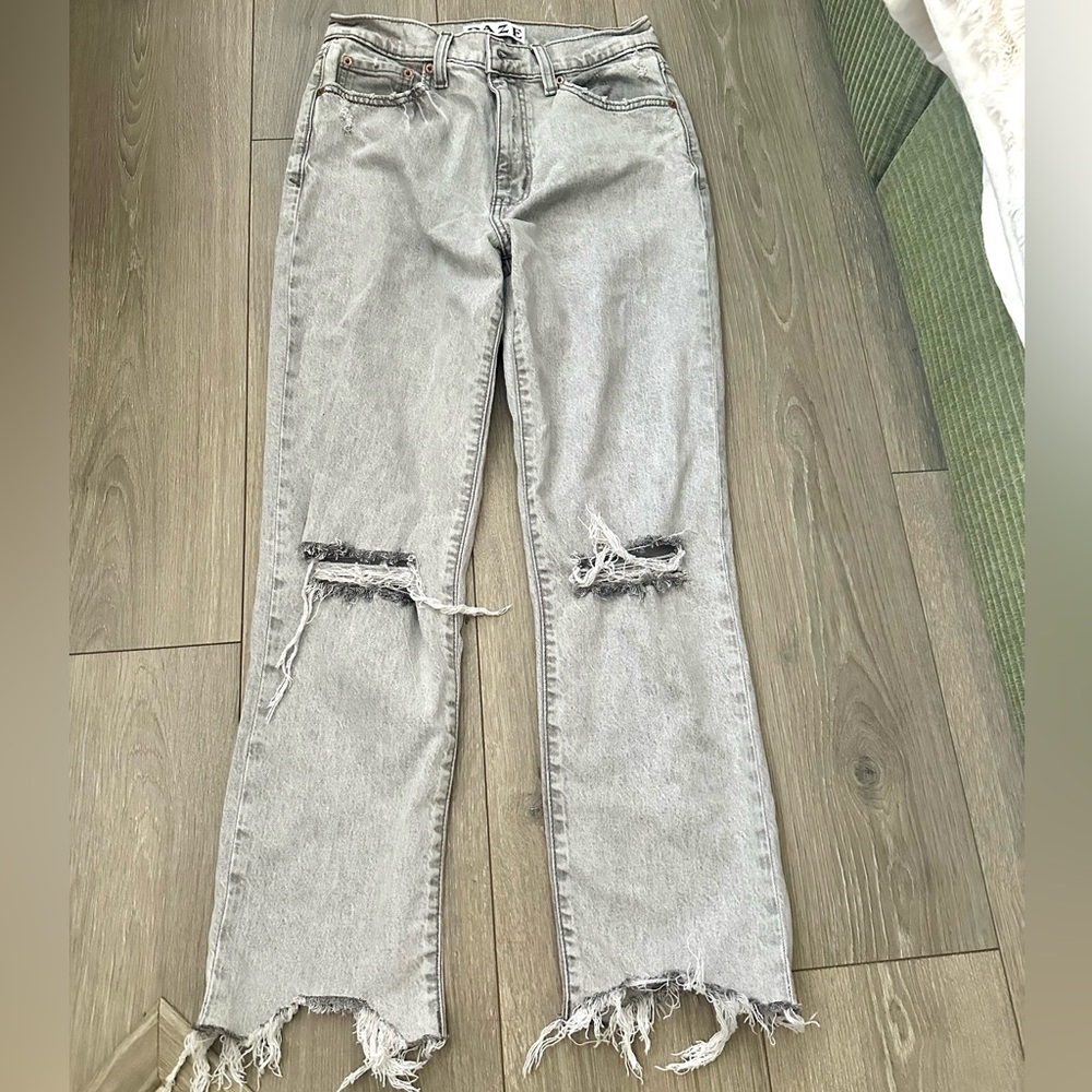 Daze Jeans - Women's light wash grey distressed style
